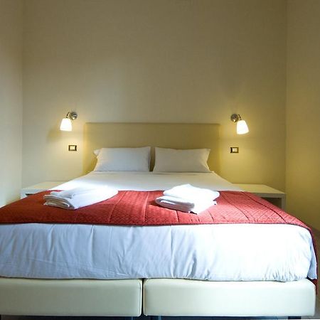 Bed and Breakfast Vivi Rzym Zewnętrze zdjęcie